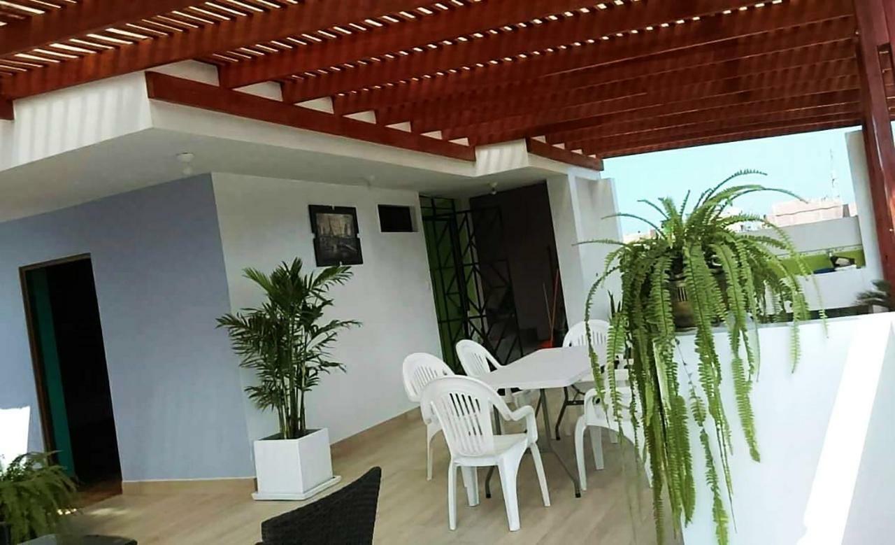 Hospedaje Luna Llena San Vicente de Canete Exterior photo